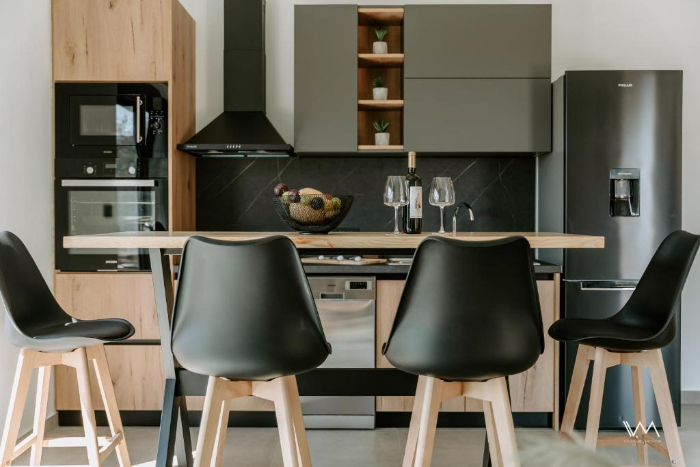 Elaionas estate perdika